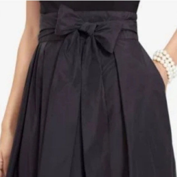 Lauren Ralph Lauren Black Taffeta Gown with Wrap Waist, size 16 - Picture 9 of 12